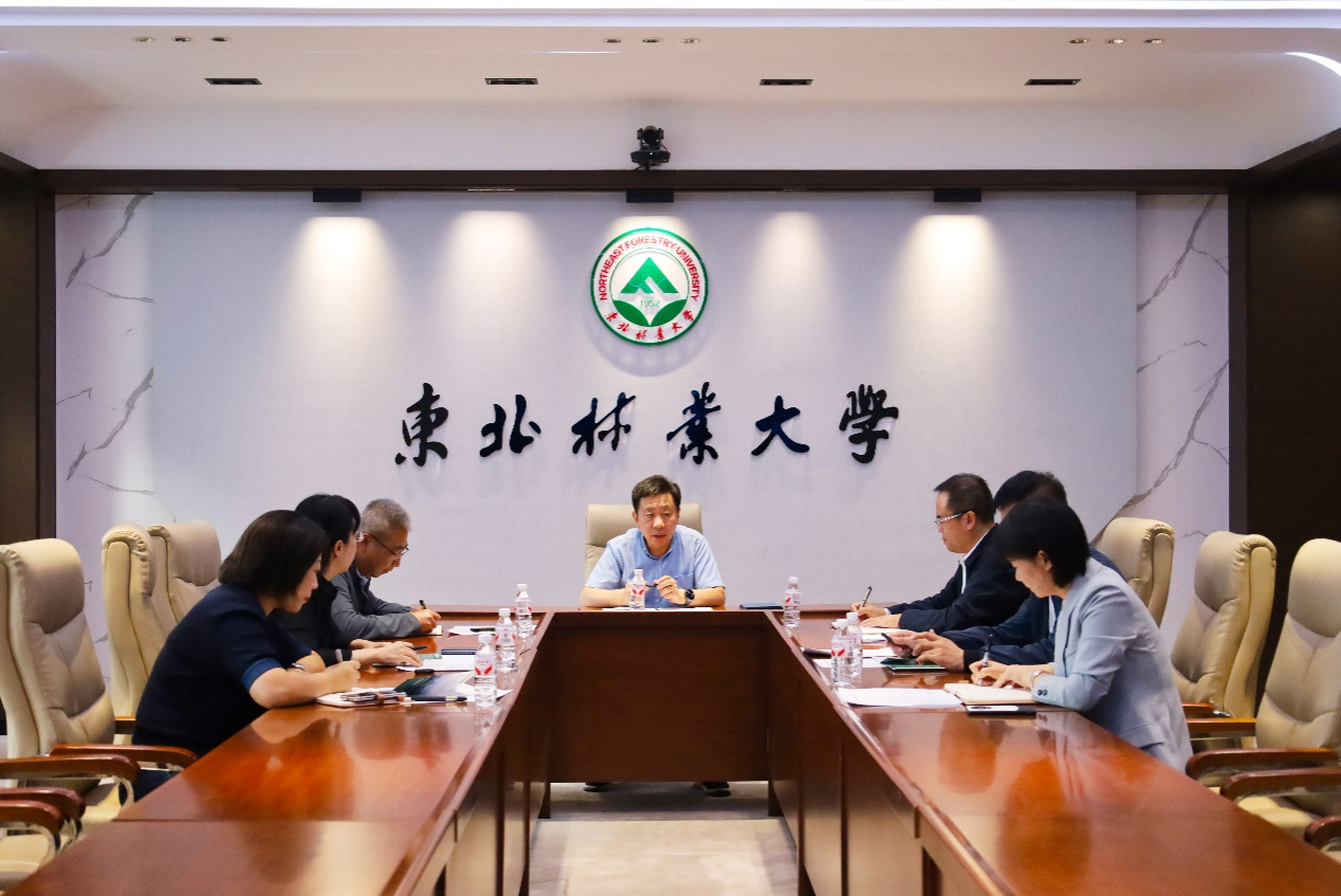 学校召开2025年自学考试（本科二学历）工作领导小组第一次会议